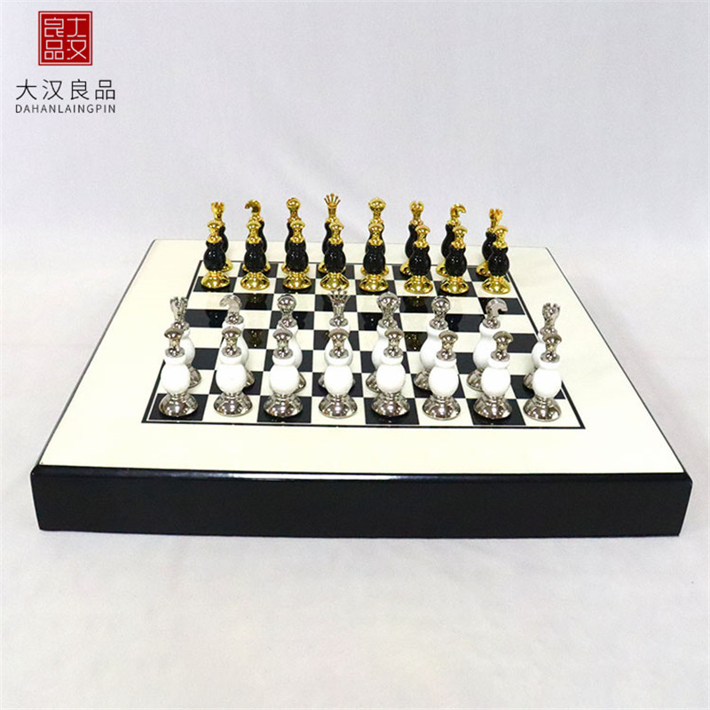 金属国际象棋