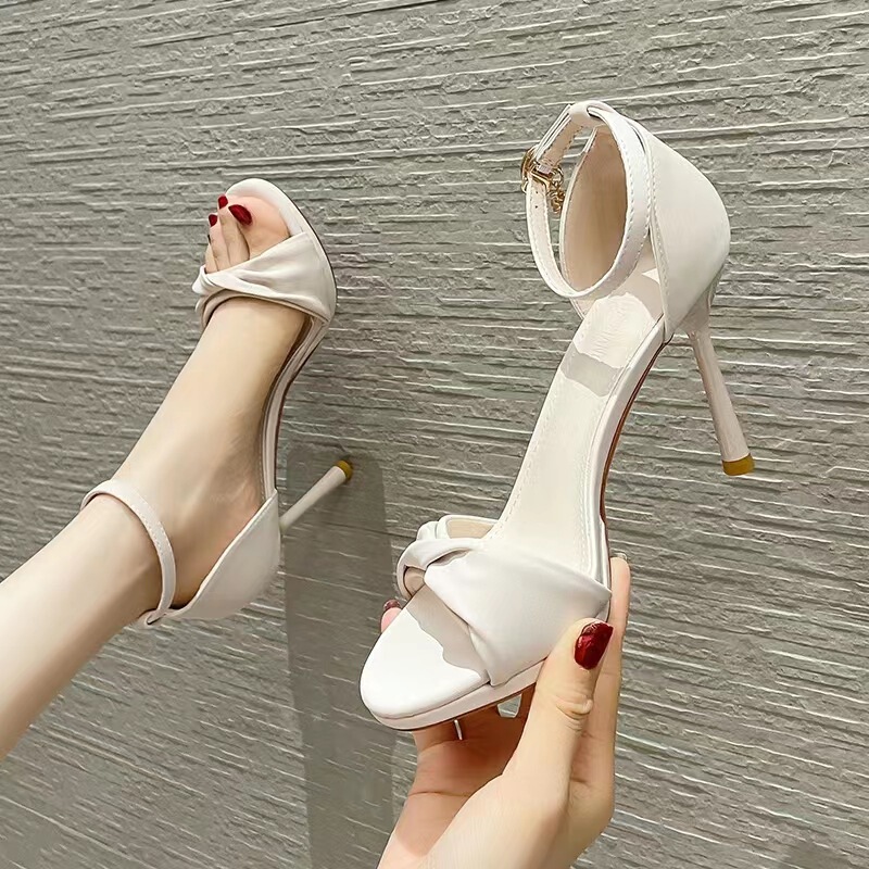 High Heels for Women 2025 Summer New Style One-Line Twist Black Stiletto Sexy and Beautiful Versatile Open-Toe Sandals