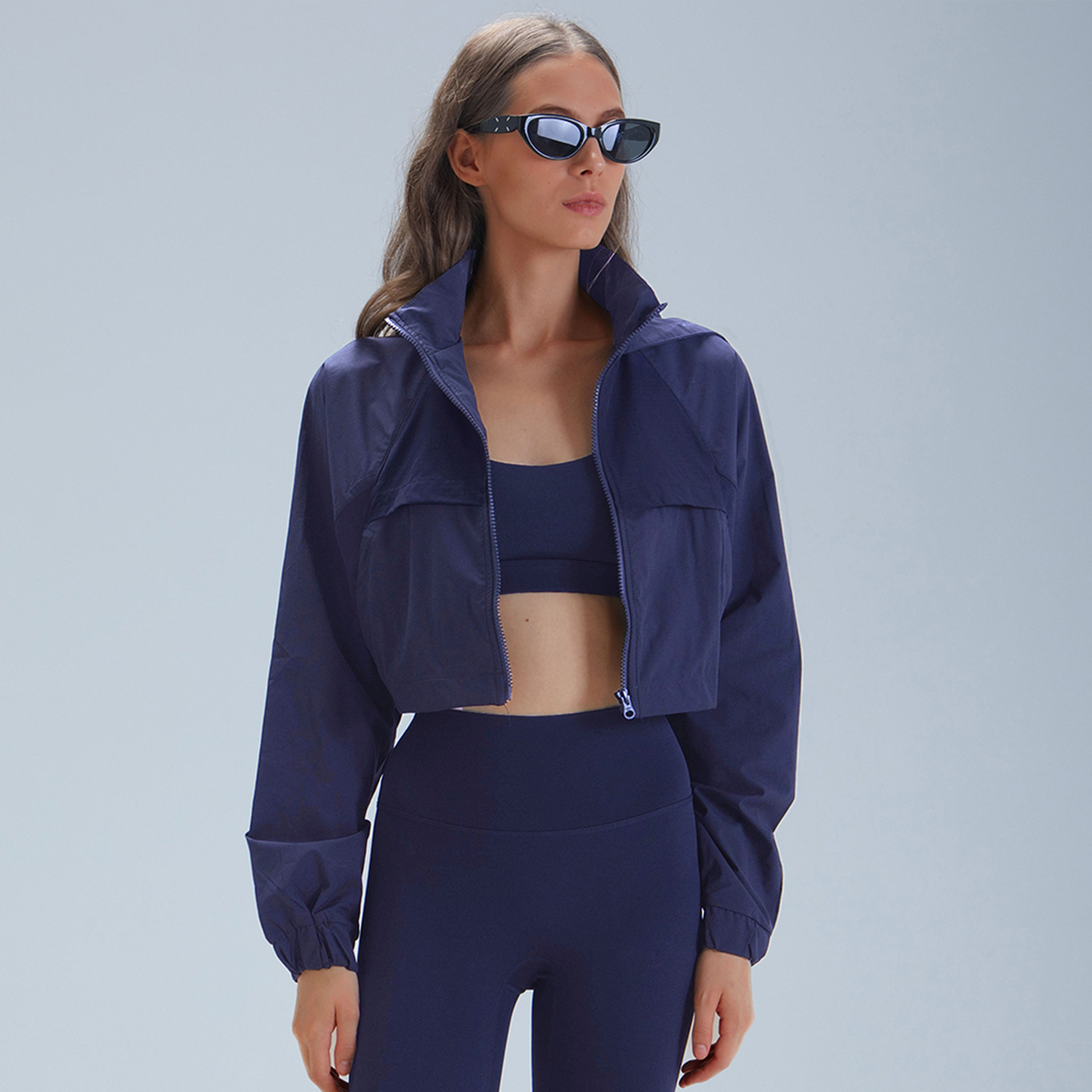 Transfronterizo corto con cojín de pecho para el deporte al aire libre juego de ocio fitness correr yoga suelto chaqueta con capuz seco rápido image 14