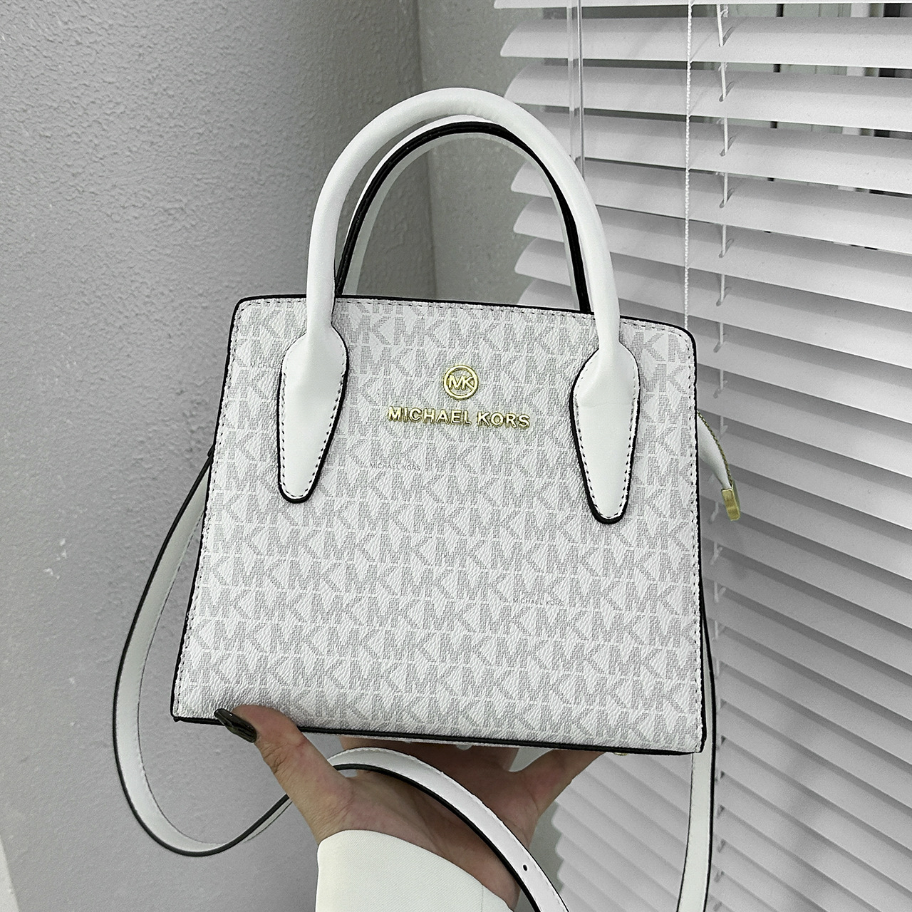 2024 nuevo bolso de órgano, bolso de tamaño mediano, bolso cuadrado pequeño, mensajero de un solo hombro con letra, bolso de mujer portátil grande de negocios