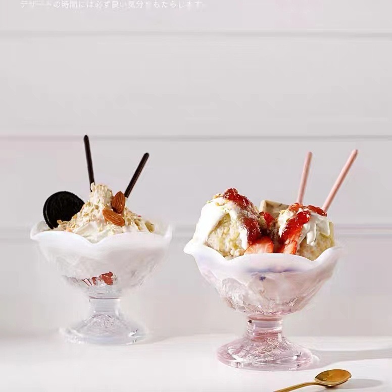 日式高顏值冰激凌杯家用高腳甜品杯水杯子創意彩色奶昔玻璃冷飲杯