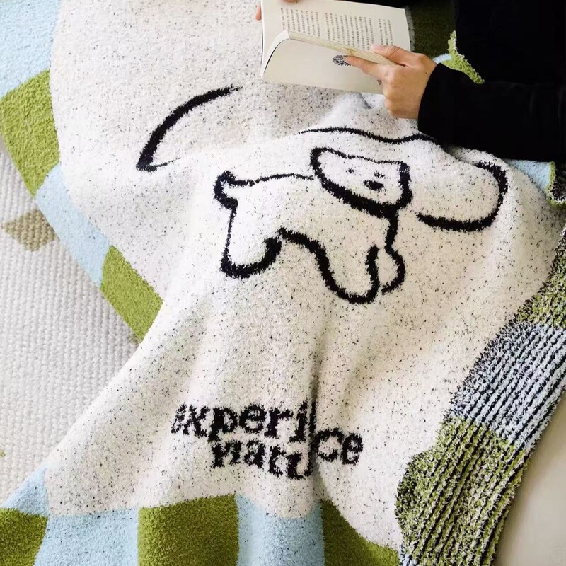 Natural Half-Velvet Throw Blanket, Lightweight Sofa Blanket, Autumn and Winter Thickened Casual Blanket, Nap Air-Conditioning Blanket