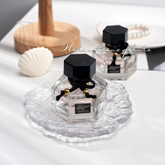 Irregular shaped glass plate jewelry jewelry photo props ins transparent nail storage tray background