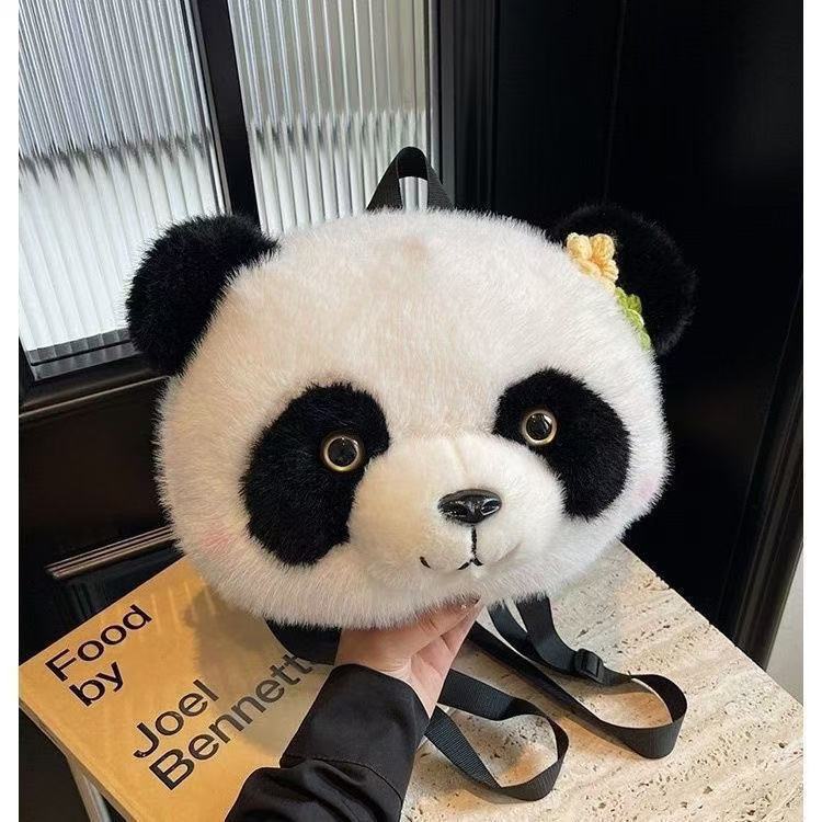 成都熊猫网红基地花花新款双肩包毛绒背包公仔可爱幼儿小背包熊猫