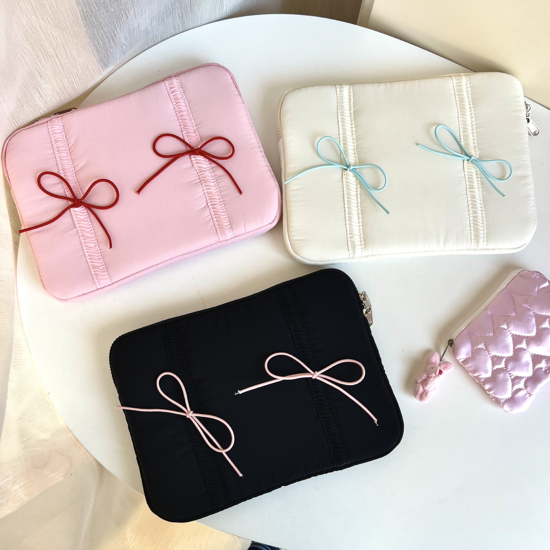 Drop shipping Korean style tablet bag with elastic drawstring and bow, suitable for 11/13/15 inch laptop sleeves.