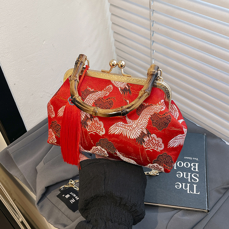Borse da donna 2025, moda estiva, borsa a tracolla con catena, nuovo stile cinese, versatile, con manico in legno, borsa a conchiglia, vendita all'ingrosso._voghion.com