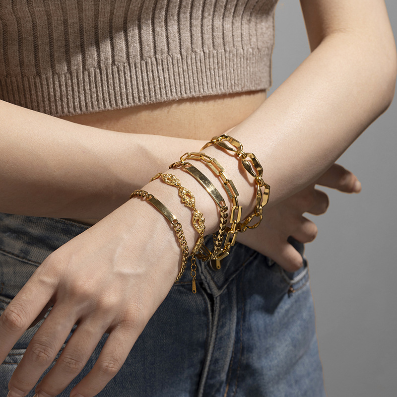 TENA Europa y América de moda 18 quilates de oro de acero inoxidable pulsera de mujeres transfronterizas de moda popular nueva superposición con joyas de mano
