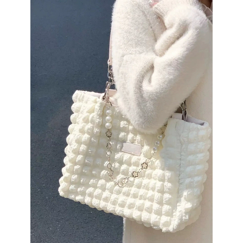 Shoulder bag, capacious one-shoulder bag