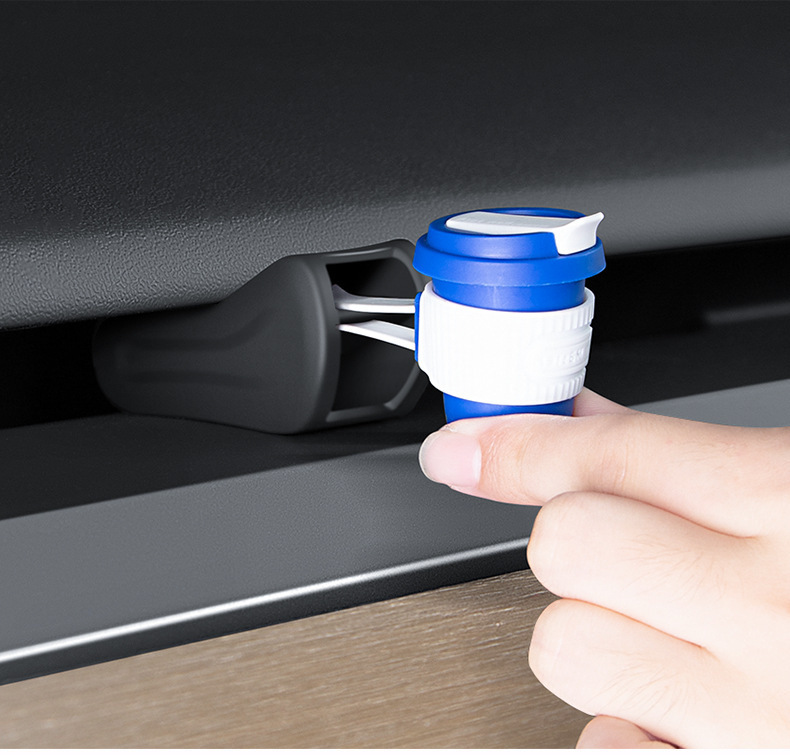 Suitable for Tesla Model Y Air Vent Clip Car Fragrance Clip Air Conditioner Vent Clip Car Accessories Wholesale
