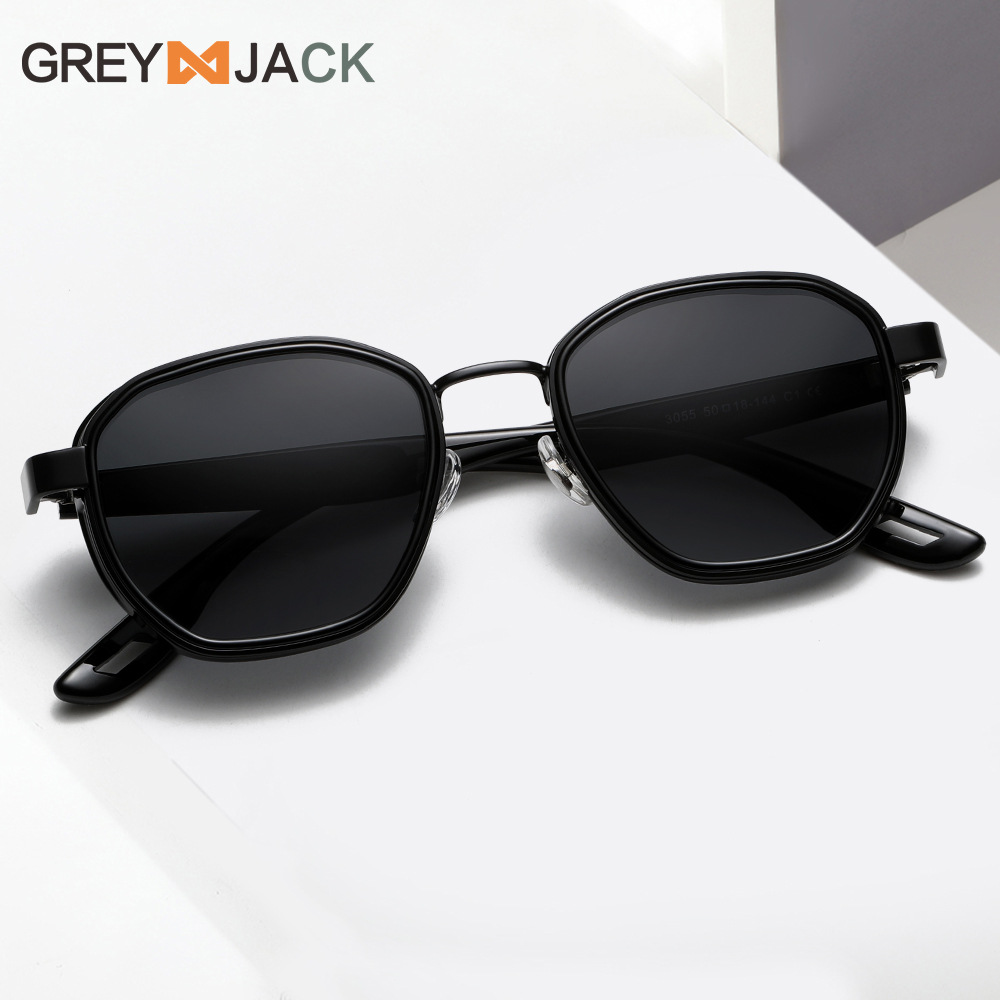 Fashionable sunglasses