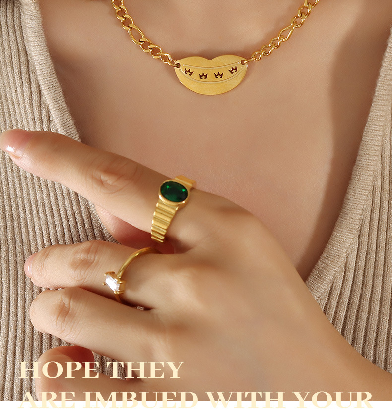 Fashion Heart Shape Titanium Steel Plating Necklace