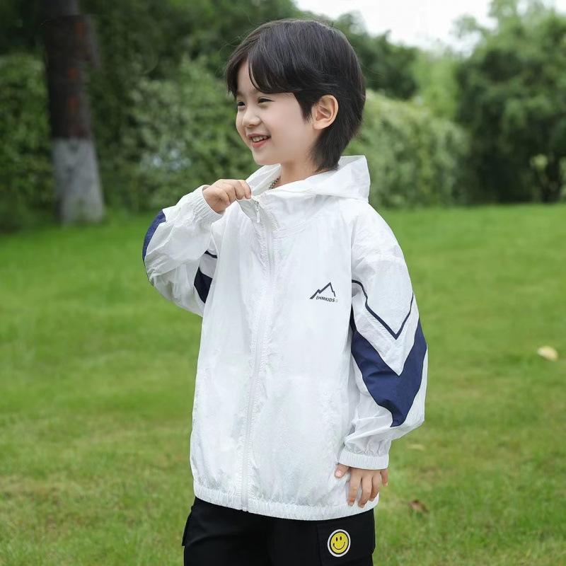 흰색 자외선 차단 의류