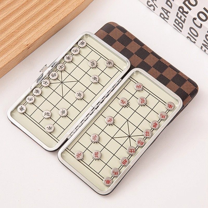 Portable Magnetic Chess Mini Folding Chess Board Children's Educational Toy Metal Chess Pieces Student Outdoor Leisure Game