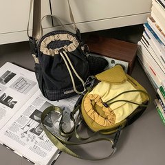 竖款帆布包手机包迷你小包防水尼龙布包休闲骑行旅游单肩斜挎包潮