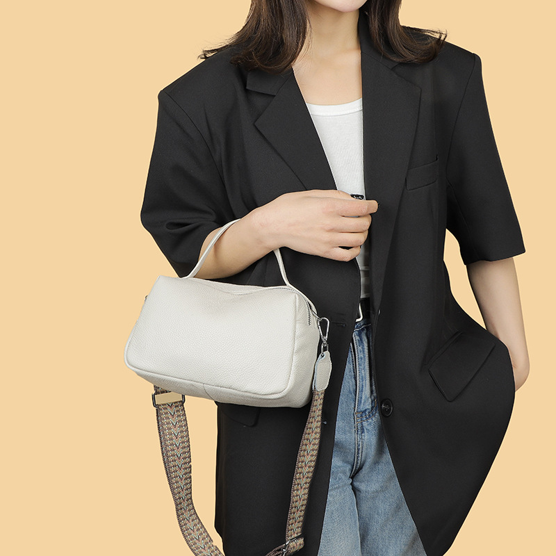Retro Fashion Genuine Leather Boston Bag Classic Simple Double Zipper Large Capacity Pillow Bag Commuter Crossbody Women's Bag - Thumbnail 2