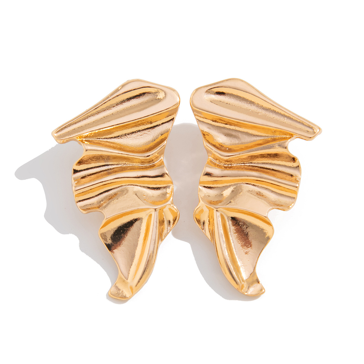 22g Weight Metal Ear Needle Material Drop Earrings, Ear Studs Classification 1 Pair Quantity Holiday, Street Occasion Metal Material Geometric, Heart Shape Pattern All Seasons Season Women's Gender Polished Finish Plating Design Retro, Classic Style Style 1 Pair Retro Classic Style Geometric Heart Shape Plating Metal Drop Earrings Ear Studs 6
