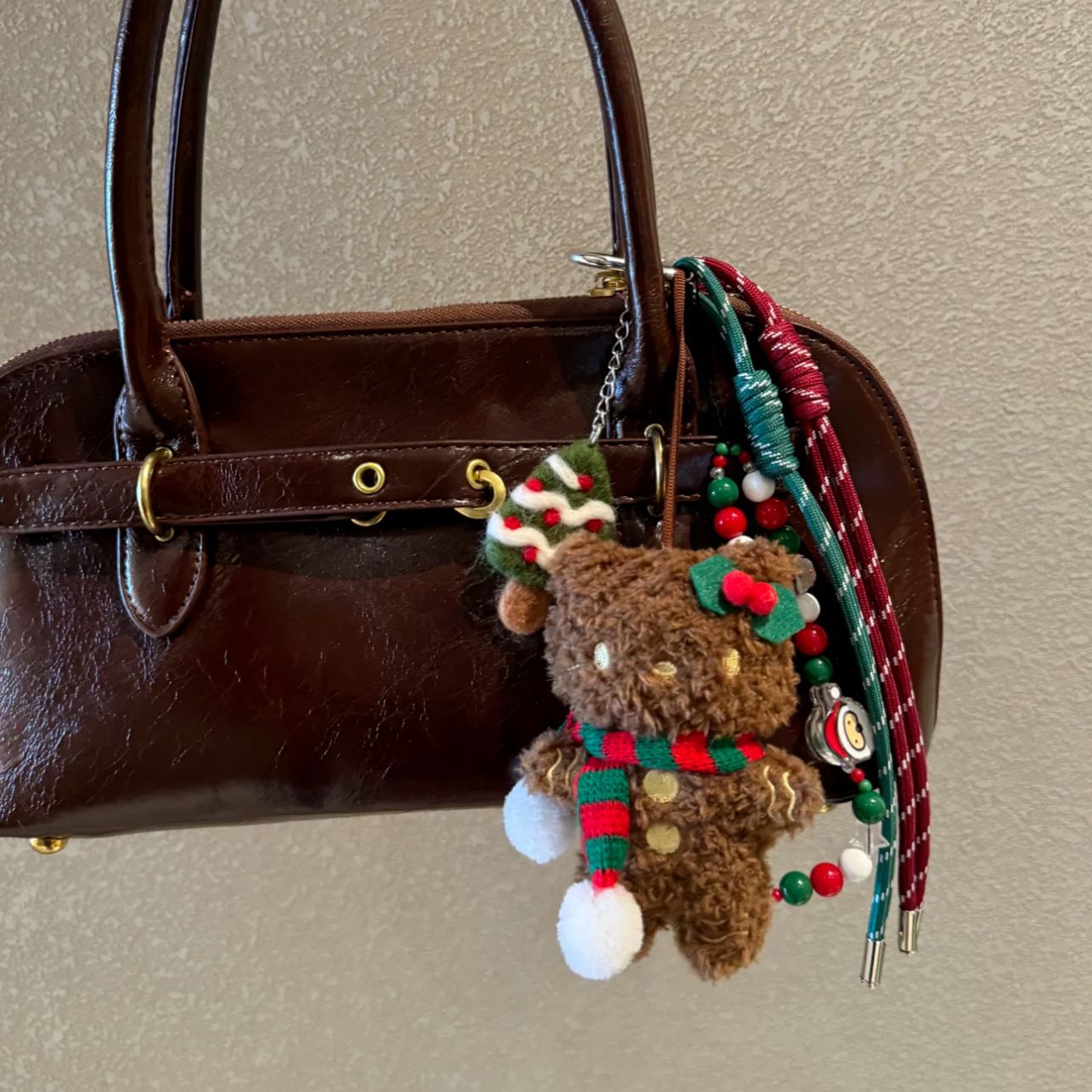 Gingerbread man cat m series pendant