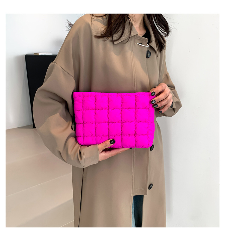 175g Weight Synthetic Leather Lining Material Magnetic Buckle Closure Type / Strap Type Clutch Bag Bags Type Holiday, Travel Occasion Cotton Material Lattice, Solid Color Pattern All Seasons Season Women's Gender Basic, Classic Style Style Medium Size Basic Classic Style Lattice Solid Color Cotton Makeup Bags 10