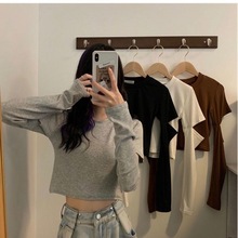 2022秋季外穿辣妹长袖短款上衣露肚脐小众设计感冬内搭打底衫修身