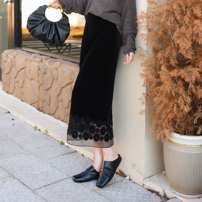 Spring and Autumn new women's high-waisted A-line long skirt, slimming, Disney-style, soft fabric Spring and Autumn new women's high-waisted A-line long skirt, slimming, Disney-style, soft fabric