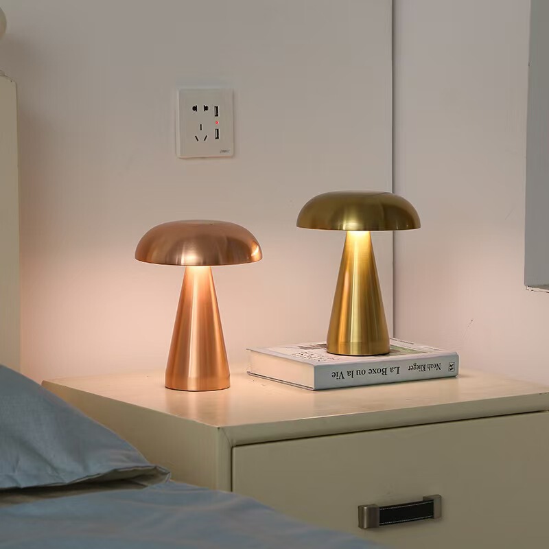 Cross-border Danish metal mushroom touch retro bar rechargeable table lamp dining table lamp bedroom ambiance decorative night light