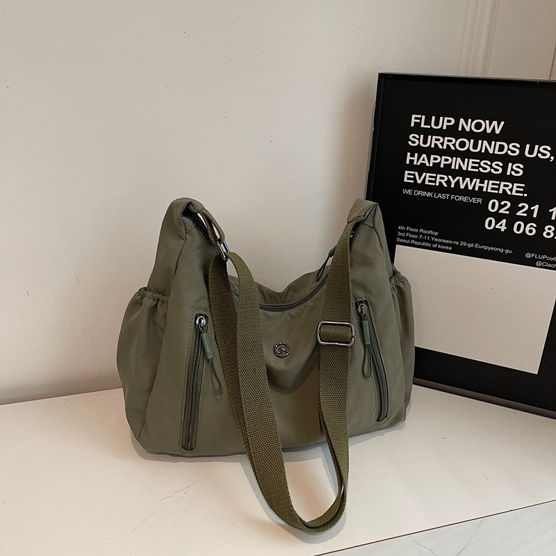 Large Capacity Women's Bag 2025 New Lightweight Commuter Crossbody Bag Multi-Pocket Waterproof Nylon Tote Bag - Thumbnail 8