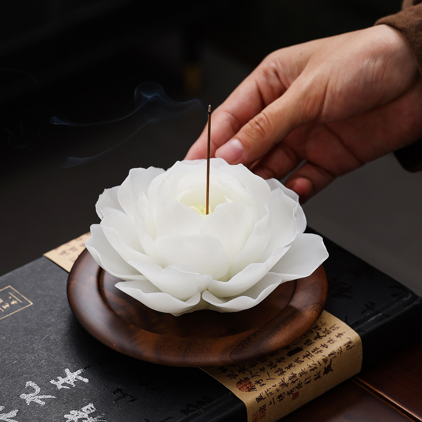 璞玉陶瓷手工莲花线香香插香座家用室内香薰炉檀香茶桌办公室桌面