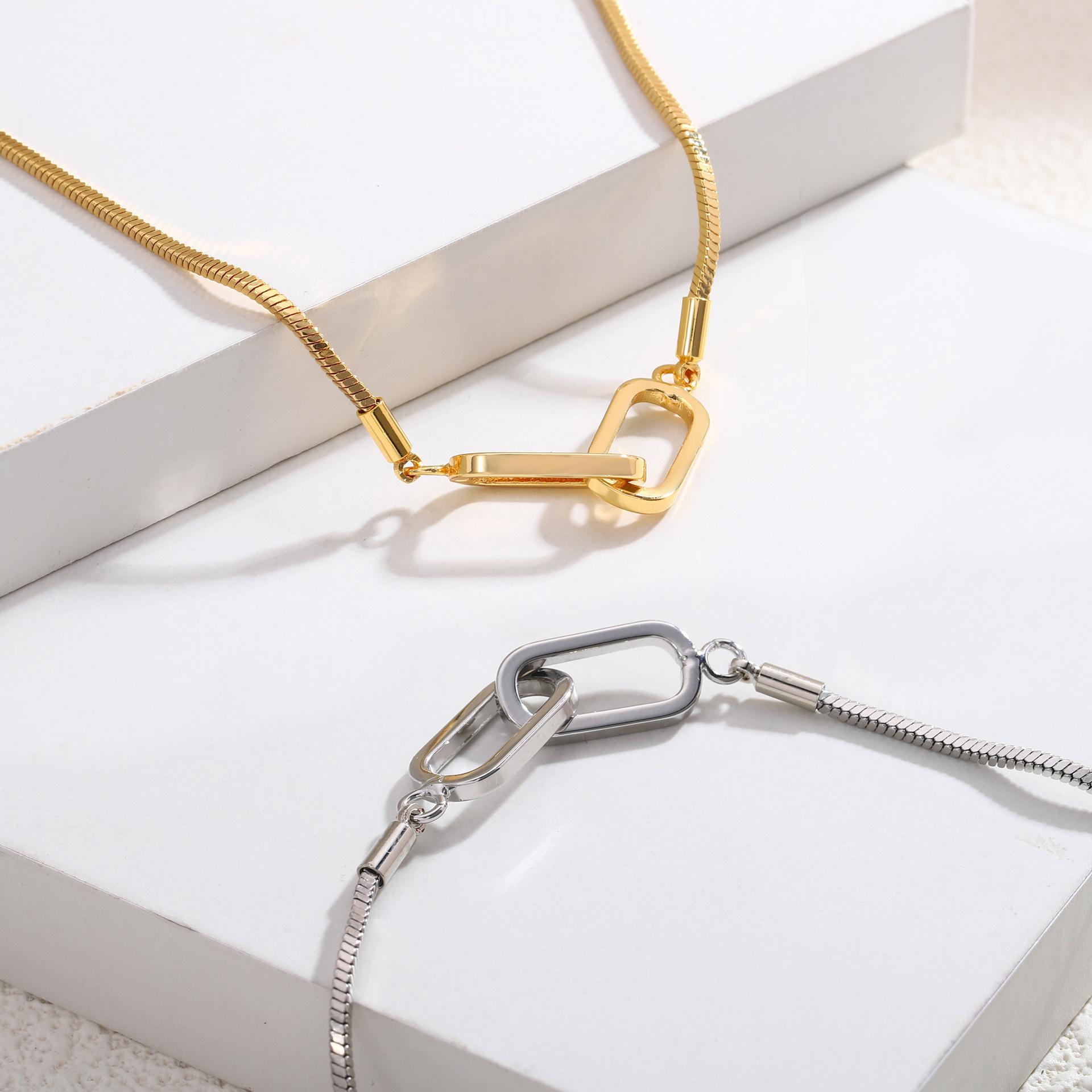 europe-and-the-united-states-cross-border-clavicle-chain-square-buckle-necklace-clavicle-chain-joker-universal-buckle-snake-bone-chain-high-sense-factory-wholesale