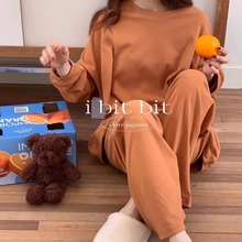 秋冬新款睡衣女2024德绒圆领长袖长裤纯色休闲宽松保暖家居服套装