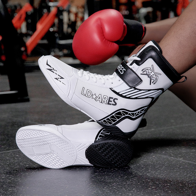 Factory Direct Sales of New Cross-Border Models of Professional Men's Training Fighting and Combat Wear-Resistant Wrestling Shoes, Non-Slip Lightweight Boxing Shoes