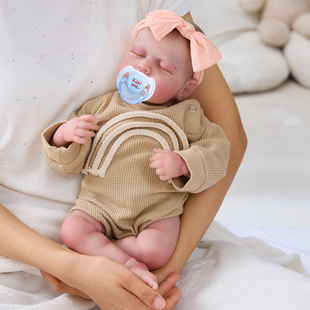 17Ӣ��ȫ���z�z���]��LOULOU���^��ϴ��Q�b�ͶY���x���N���R�d