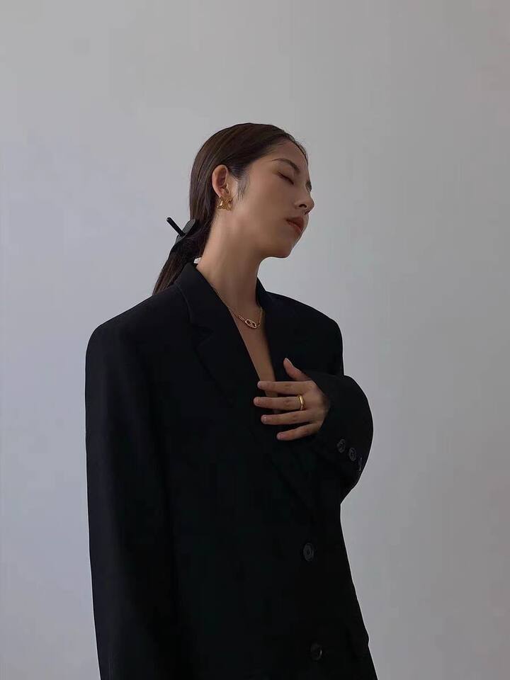 Áo blazer nữ dáng suông cổ vest hai nút tay dài phong cách Hàn Quốc — Màu đen [mẫu chất lượng cao], Nâu, màu xanh đậm, màu xám đậm chi tiết 3
