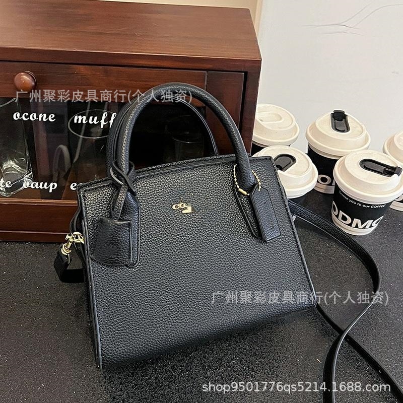 순수한 검정색