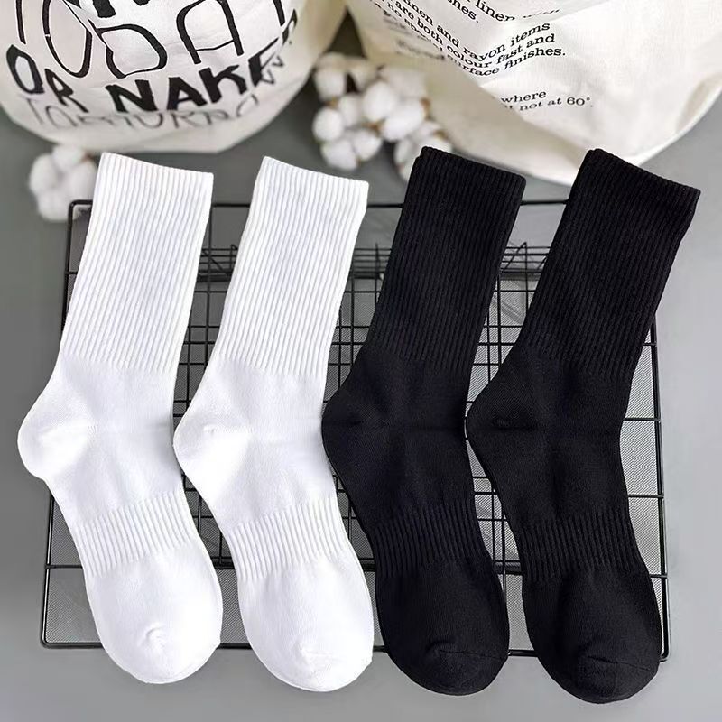 Black and White Deodorant Socks, Summer Mid-High Socks, Same Style Socks for Men and Women, Versatile Sports Socks, Zhuji Socks Factory, Cheap