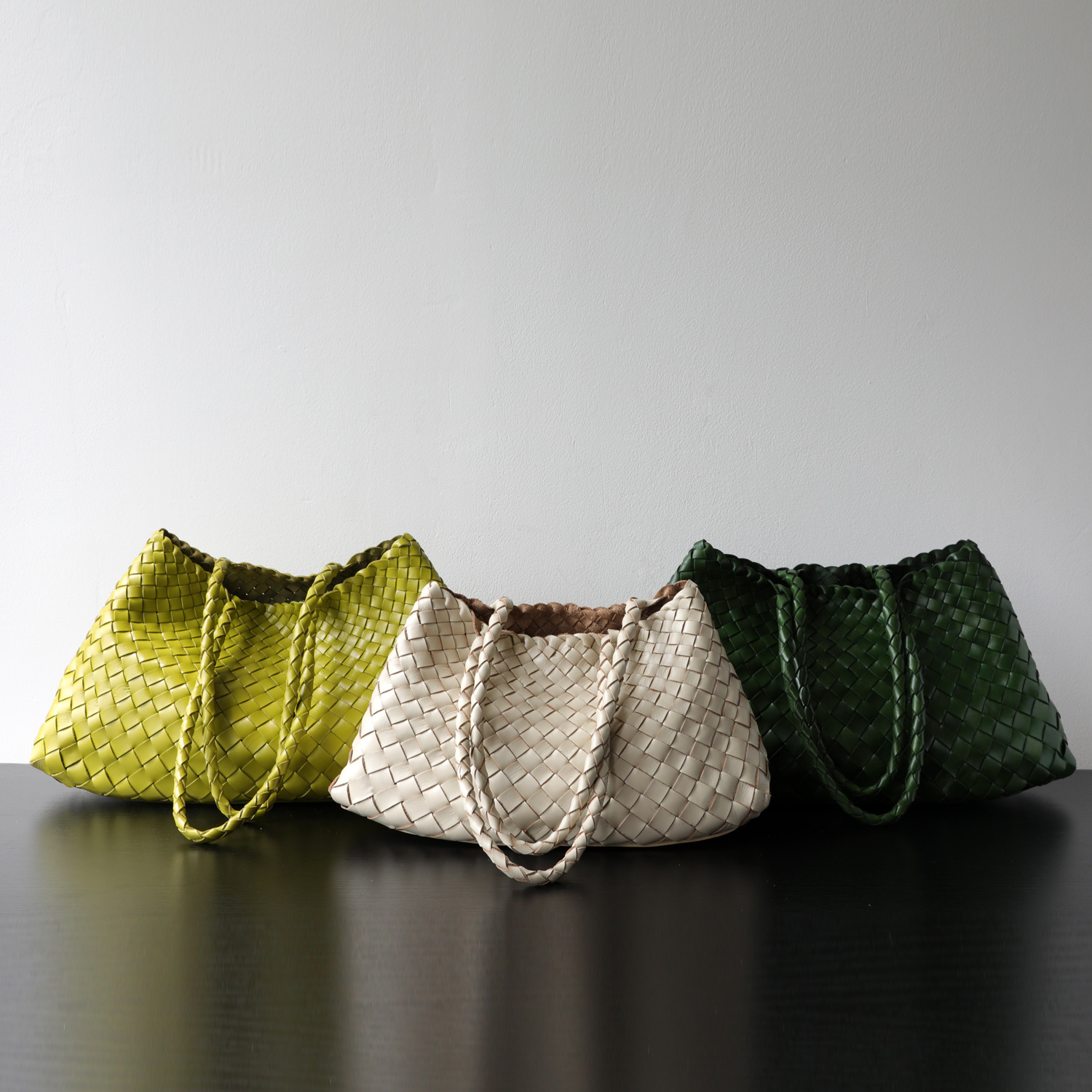 Niche Luxury Full Grain Cowhide Hand-Woven Basket Bag Retro Artistic Versatile Handbag Underarm Bag - Thumbnail 2