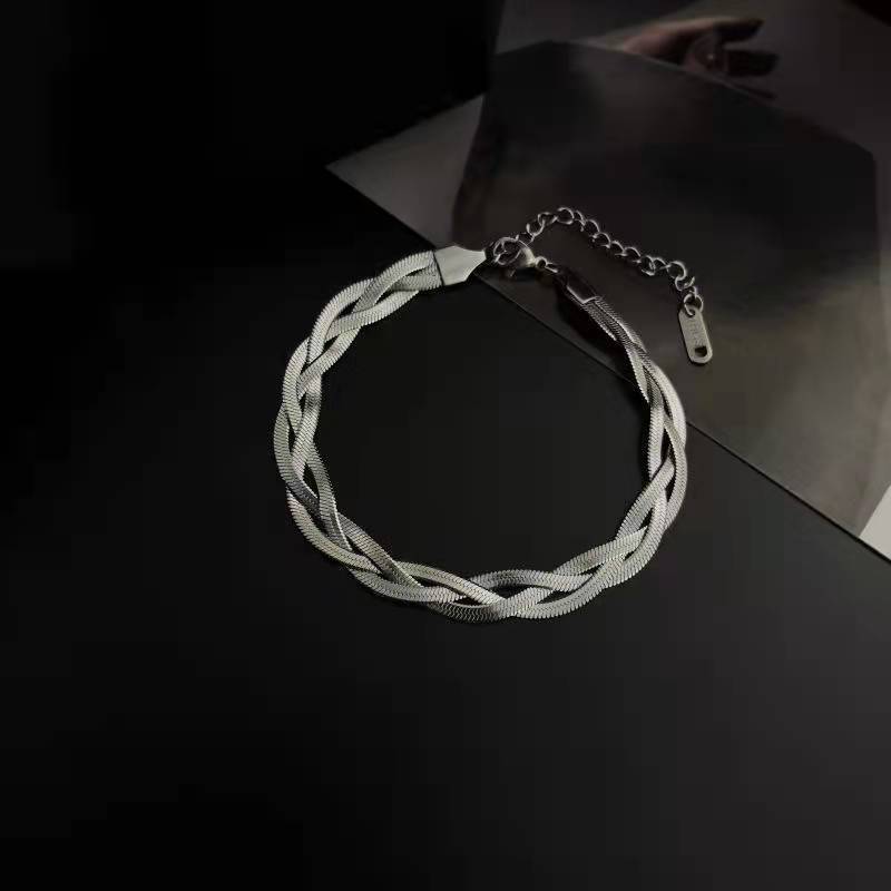 Simple Style Geometric Titanium Steel Plating Bracelets 1 Piece display picture 7