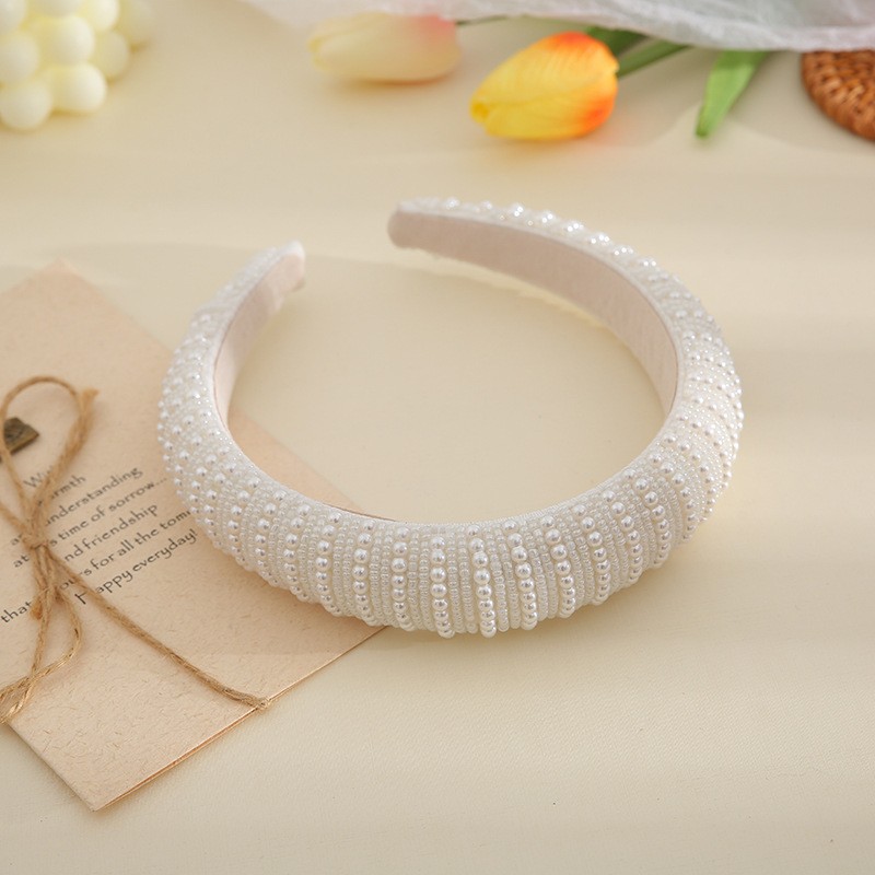 Fábrica de perlas transfronterizas venta directa al por mayor Europeos y Estados Unidos tocadillos retró tocadillos de cabello lujoso ligero tocadillos de cabello banda de baile