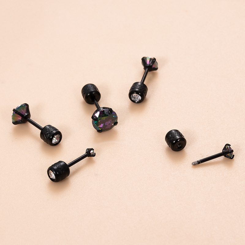 Pendientes de cartílago en acero inoxidable con circonitas_voghion.com