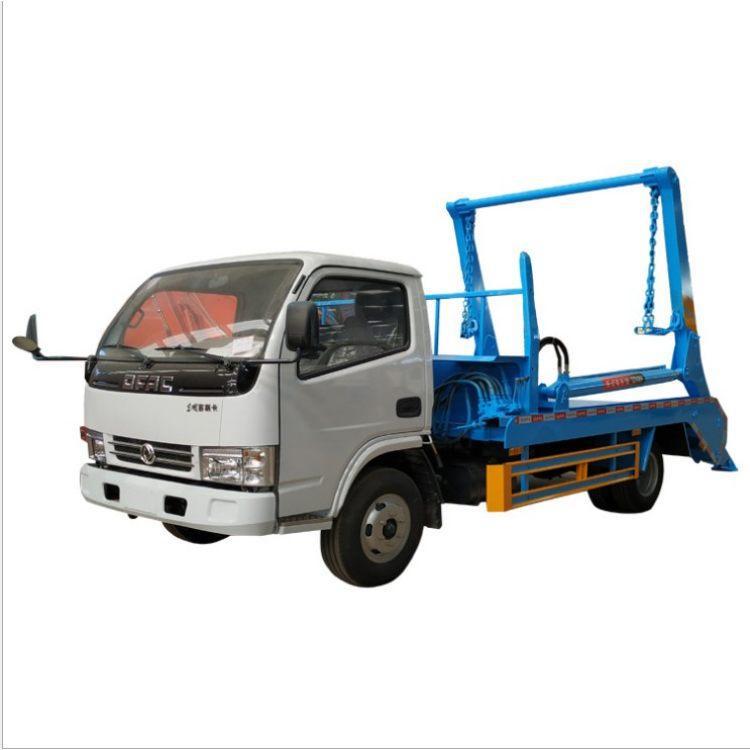 Camión de basura de compresión de brazo oscilante capaz de montar contenedores de basura de 3 - 6 cuadrados en la cola del camión de basura de compresión de brazo oscilante