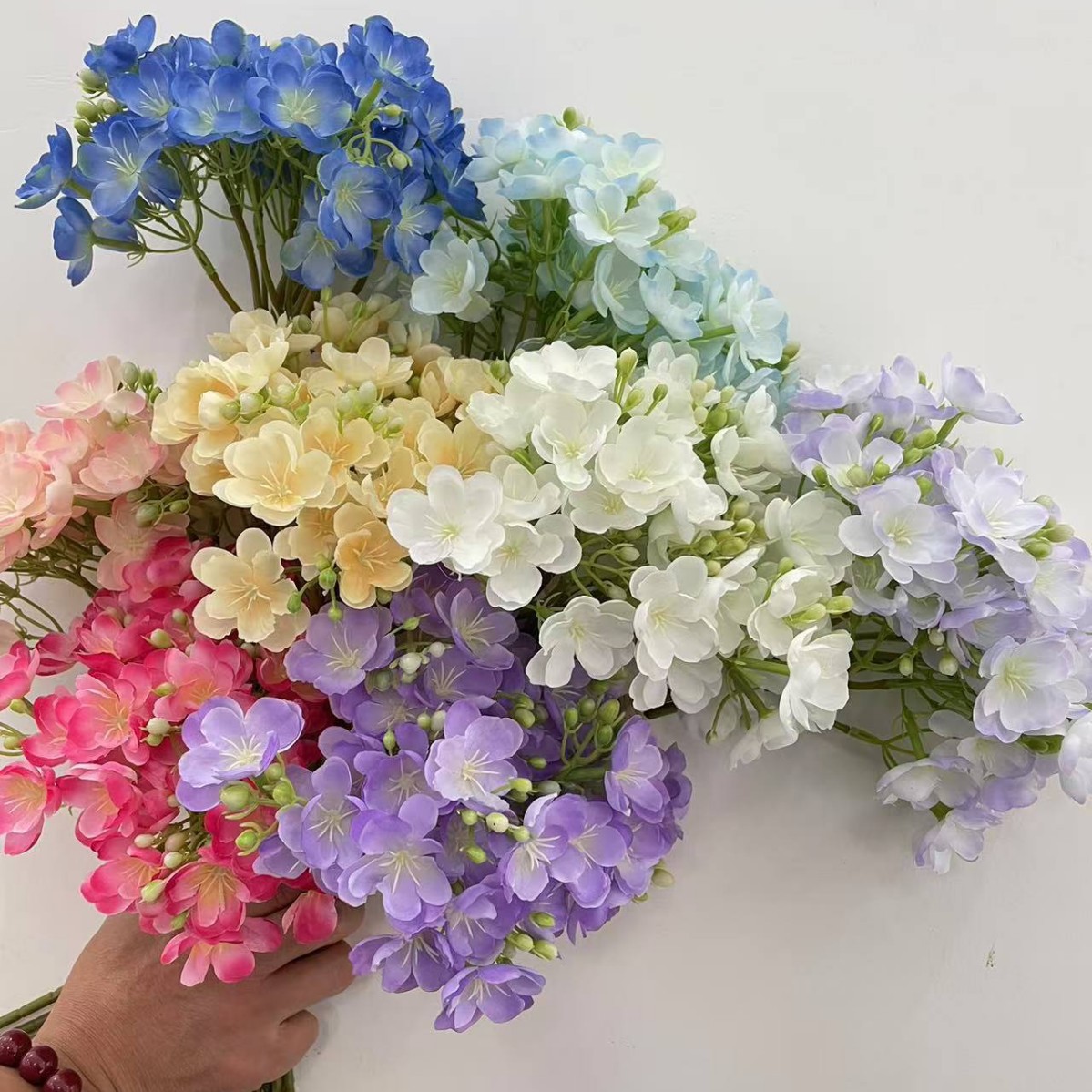 Simulation small fresh bouquet of high-grade flowers jasmine flower silk flower fake flower home decoration display bride holding flower silk flower