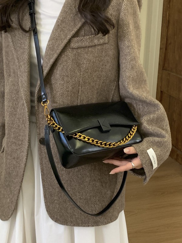Bolso de textura de venta caliente para mujeres nueva moda versátil bolso de mochila diario super caliente bolso de hombro de brazo bolso retrógrado