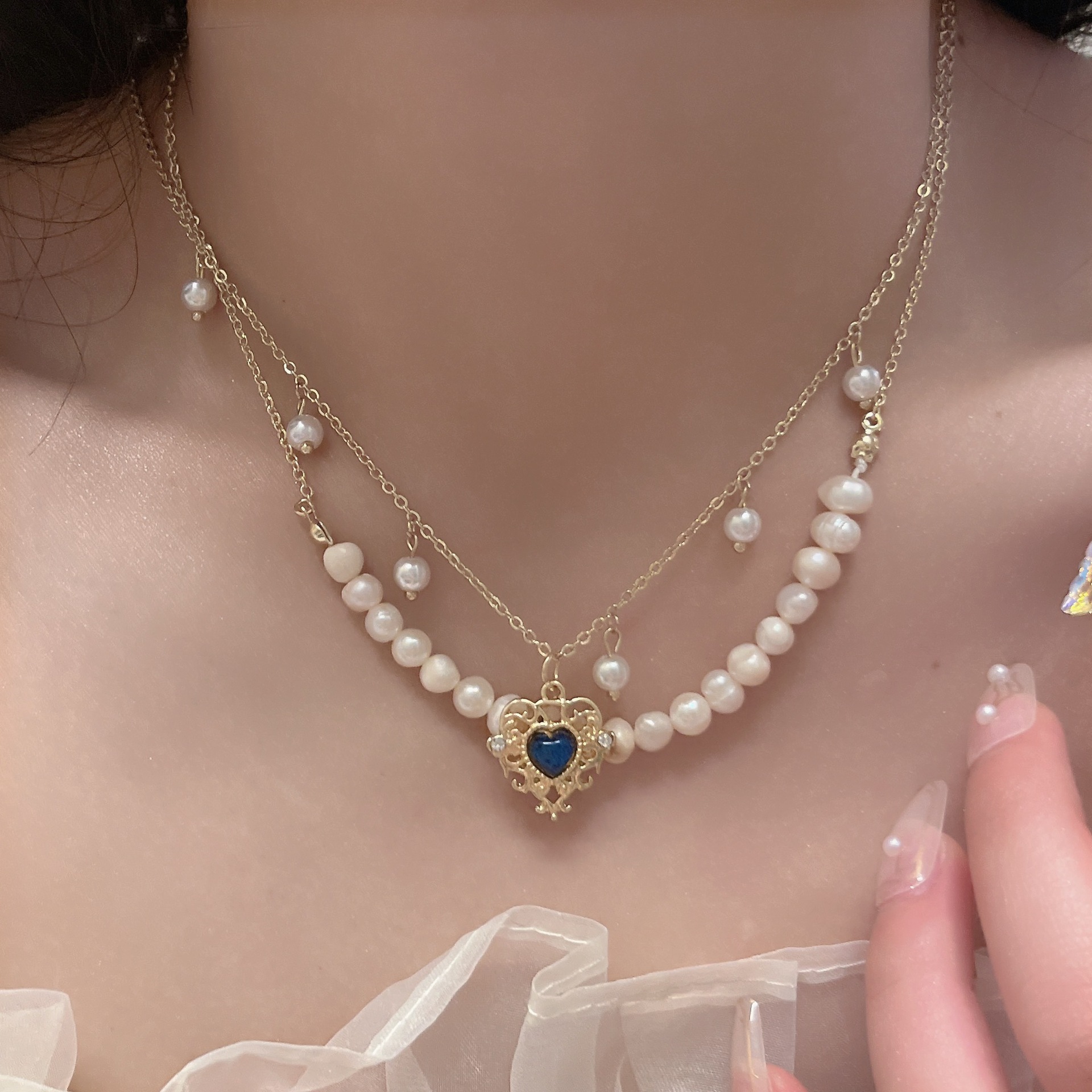 Retro Heart Shape Mixed materials Pearl Layered Necklaces