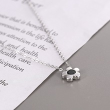 黑色单钻小花项链女韩国简约ins甜酷风百搭五瓣花朵锁骨链