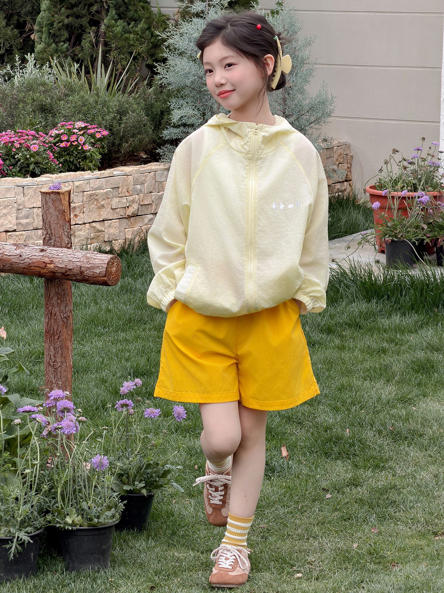 Summer light and thin travel sun protection clothing