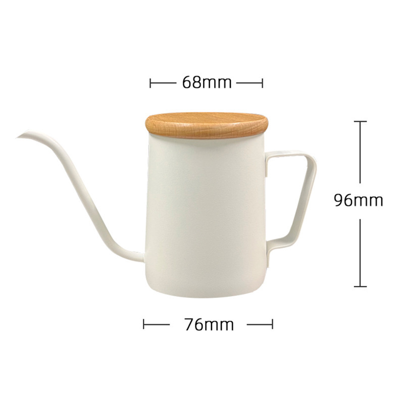 耳をかけるコーヒーの手でポットの先の口を突くポットの長い口ポットのステンレスの点滴式の水筒の家庭用コーヒーポット|undefined