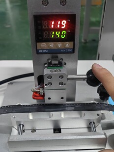 ���ԄӾ����C �����C �d������̨ �������ޙCAuto Taping Machine