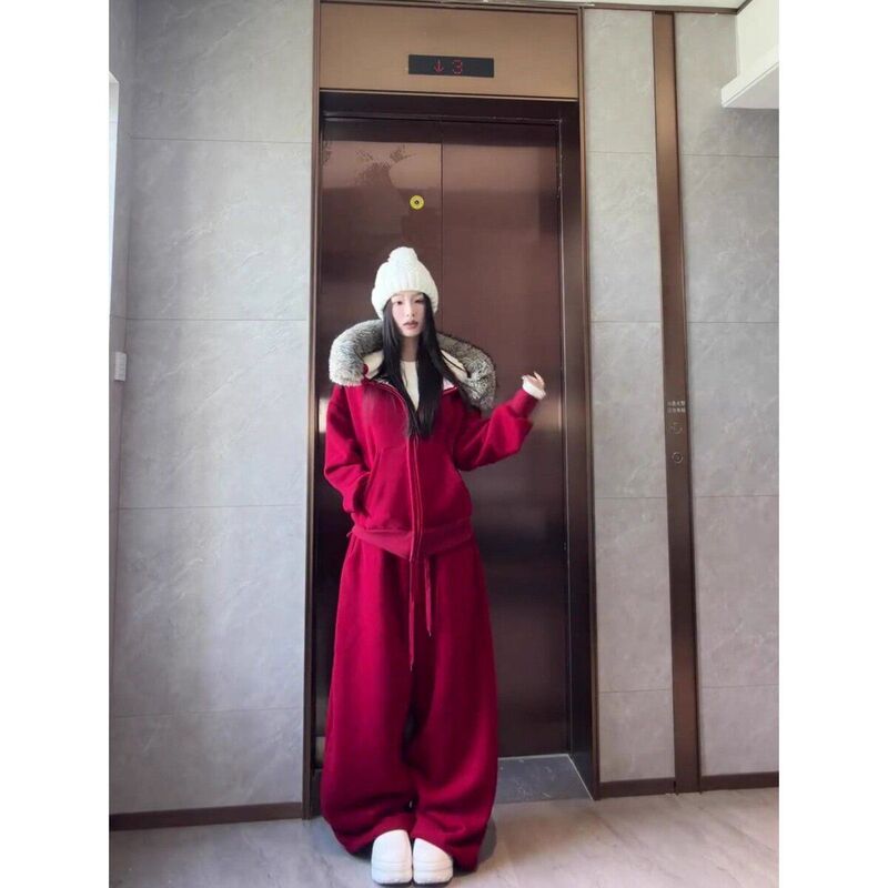 Cross-Border E-Commerce New Year and Christmas Red Casual Sports Suit for Women, Autumn and Winter Fleece-Lined Thickened Sweatshirt Two-Piece Set with Fur Collar
