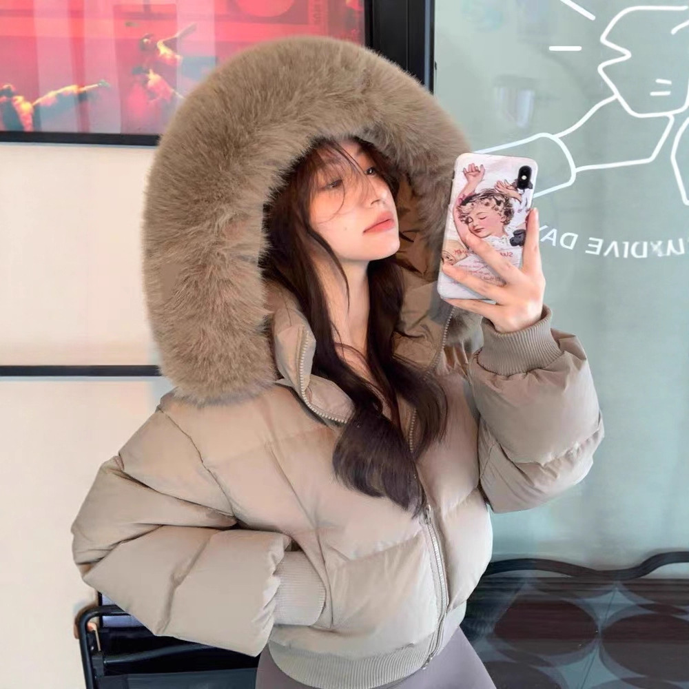 Kendall Jenner Style Short down Jacket for Women, 2025 New Model with Large Fur Collar, Waist-Cinching, Hooded, Petite Size, Winter American Style Trendy Coat