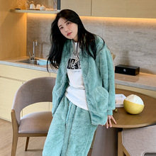 冬装女士加厚带帽圆领居家长款法兰绒现货家居服【一件代发】