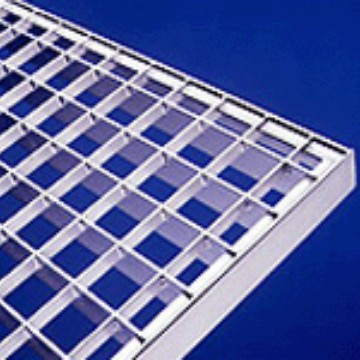 河北安平厂家生产镀锌钢格板、钢格栅板、玻璃钢格板、平台踏步板